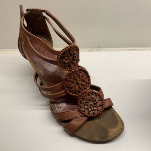Kenneth Cole Reaction Brown Strappy Wedges